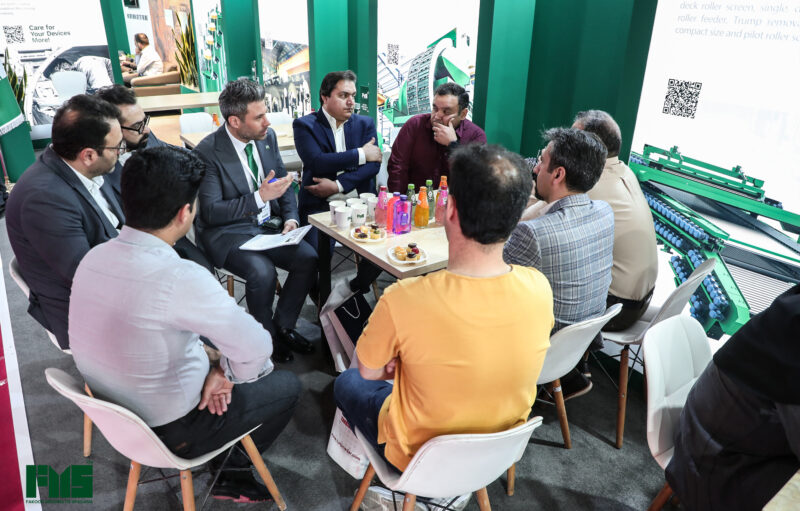 حضور شرکت فکور مغناطیس اسپادانا در دومین رویداد جامع معدن و صنایع معدنی 1 03 هتل المپیک 1
